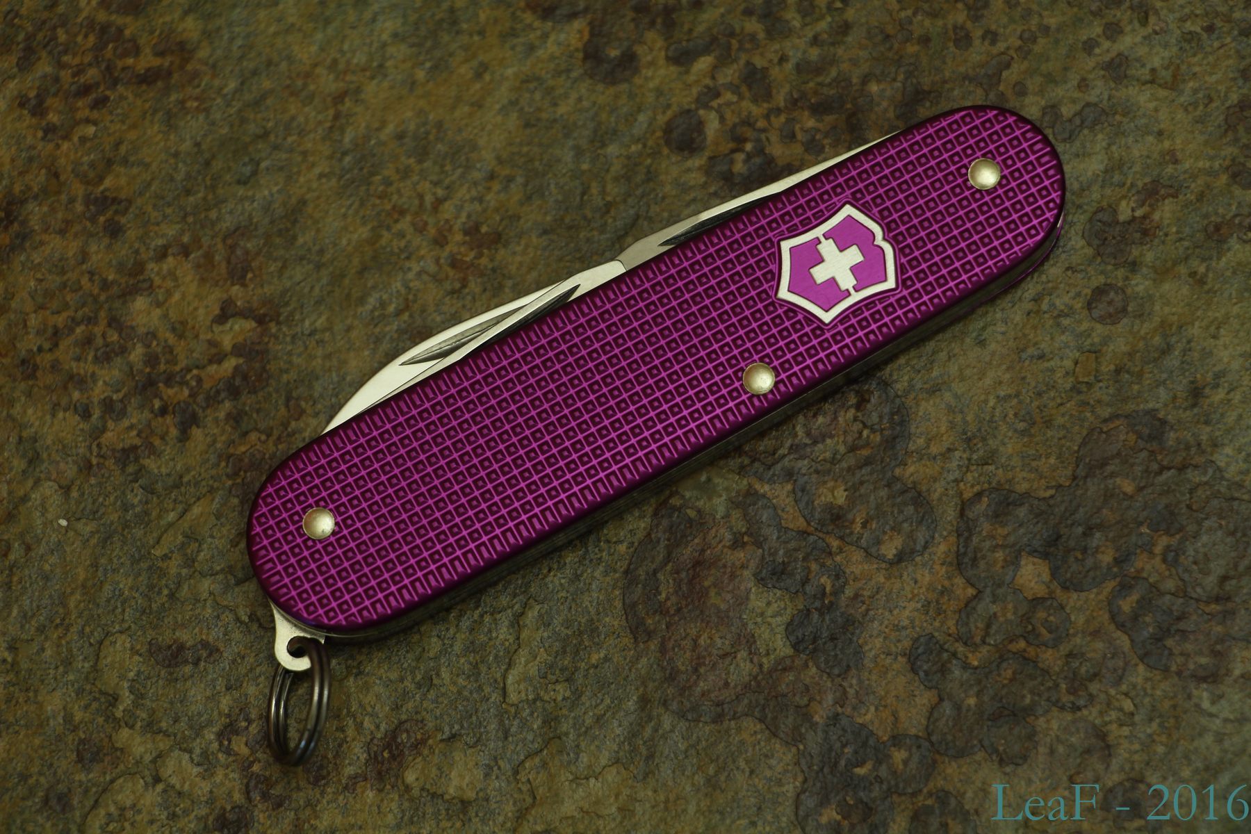 566. Alox Cadet LE 2016 LeaF's Victorinox knives collection