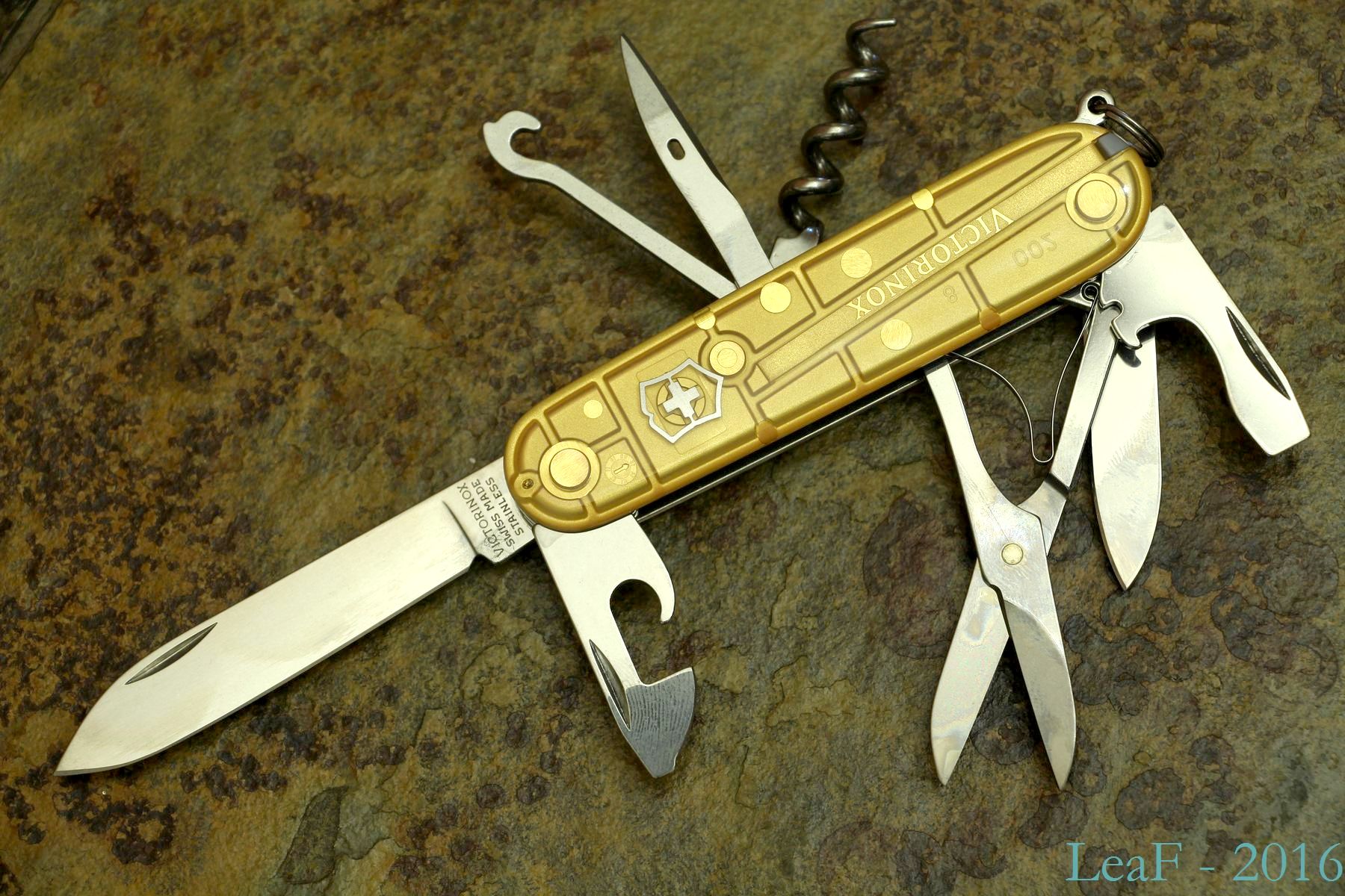 568. Climber Gold LE2016 LeaF's Victorinox knives collection