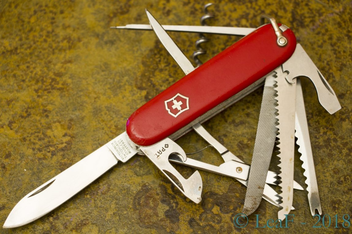 LeaF's Victorinox knives collection Page 4 Something about Swiss