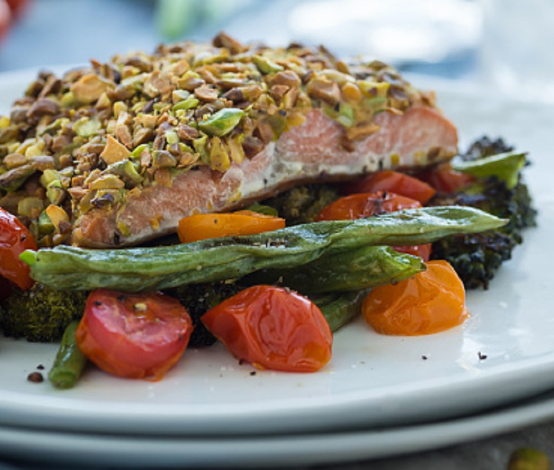 Pistachios Superfood Powers The Leaf Nutrisystem Blog