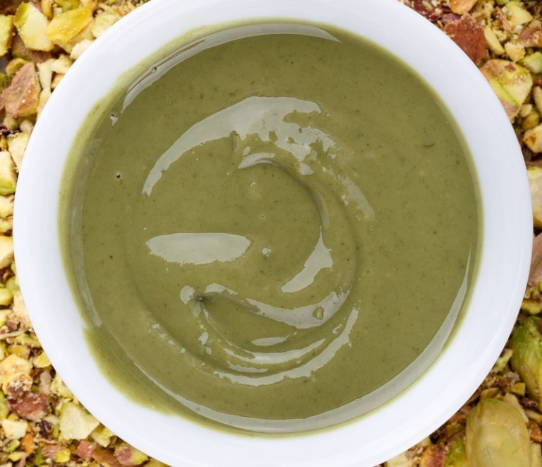 Pistachios Superfood Powers The Leaf Nutrisystem Blog