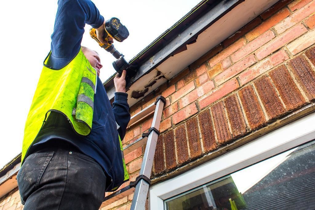 Hiring Professional Gutter Cleaners For Keeping Your It Clean And Safe