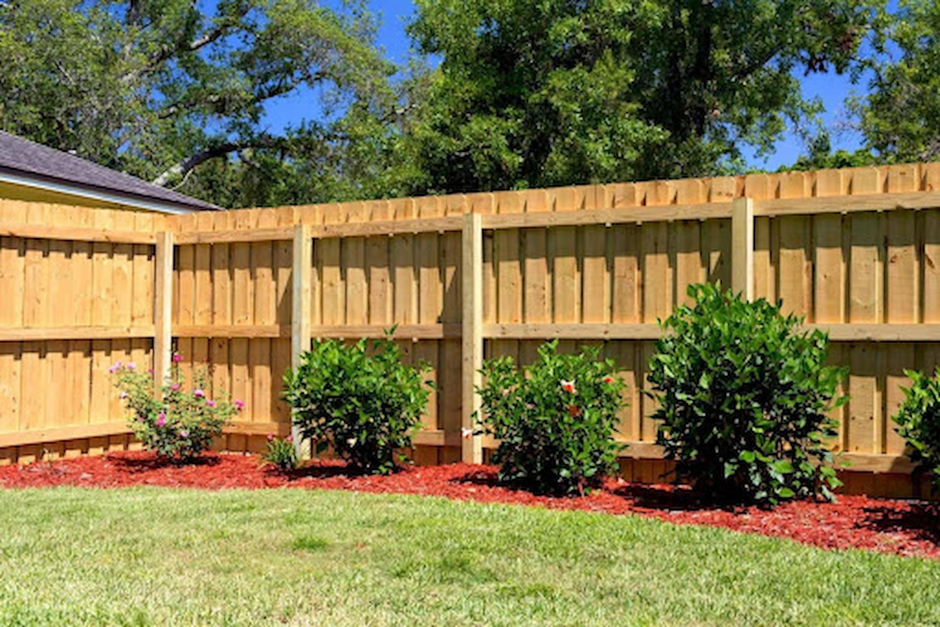 Things To Take Into Account Before Hiring A Fence Contractor