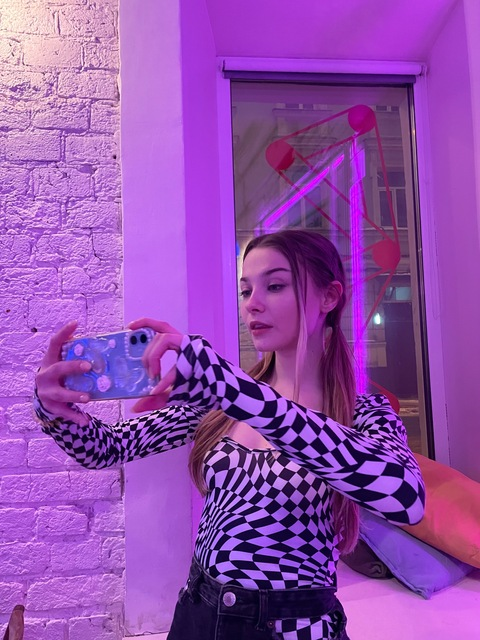 Download f63.9.olya OnlyFans content for free - leakedf