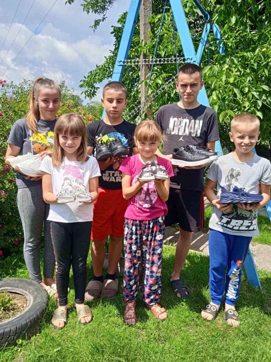 Enterprising Radford Semele youngsters bank cash for Ukraine The