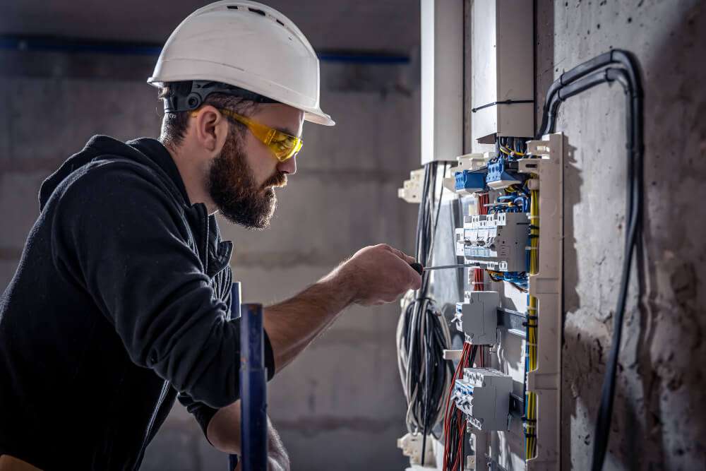 Electrical Safety Tips Preventing Workplace Electrical Injuries