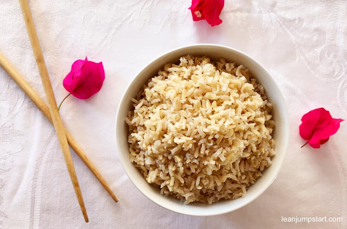How to cook brown rice on the stove for perfect side dishes