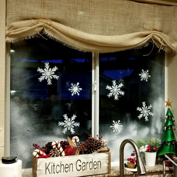 Window Snowflakes are So Easy using Window Snow Spray! Leap of Faith