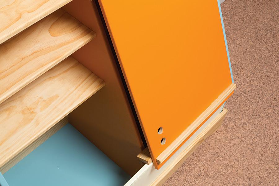 Toy Box with Easel Kreg Tool