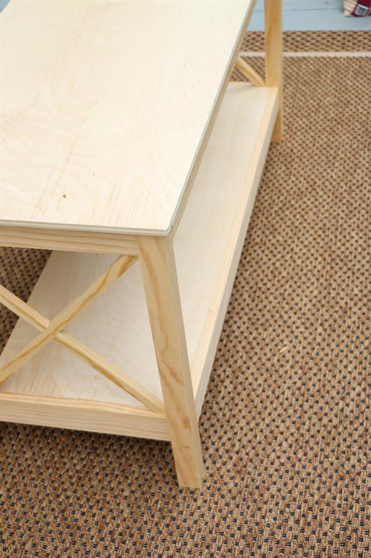 XLeg TV Stand Kreg Tool