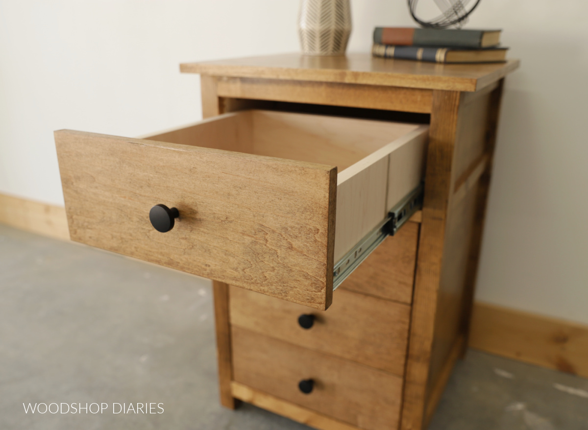 Simple End Table with Drawers Kreg Tool