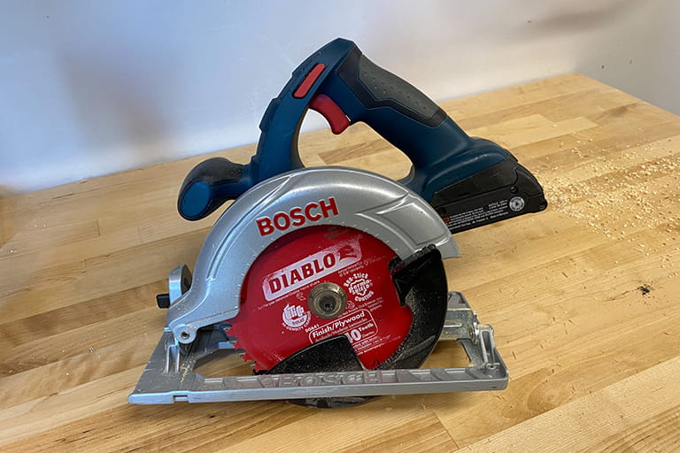 Circular Saws vs Track Saws Pros, Cons & Which You Should Choose