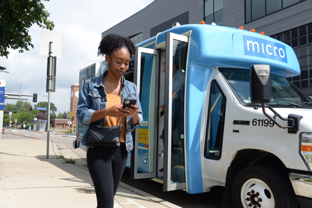 SUMC MLC Mobility Learning Center Metro Transit Introduces Public On