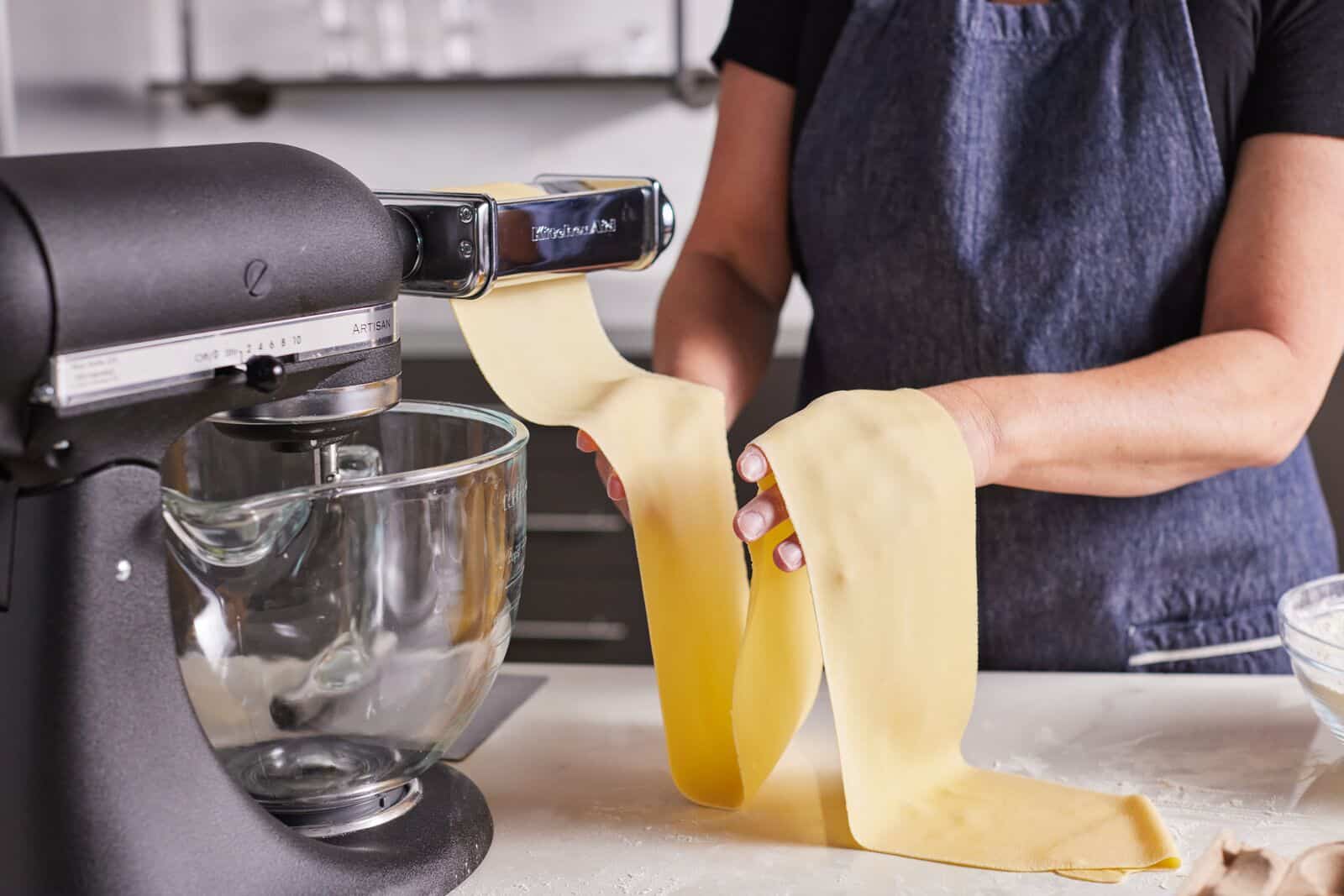 How to Make Fresh, Homemade Pasta Lid & Ladle