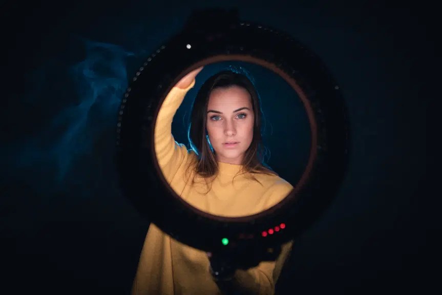 Portraits With an LED Ring Light? Great Lighting, Easy to