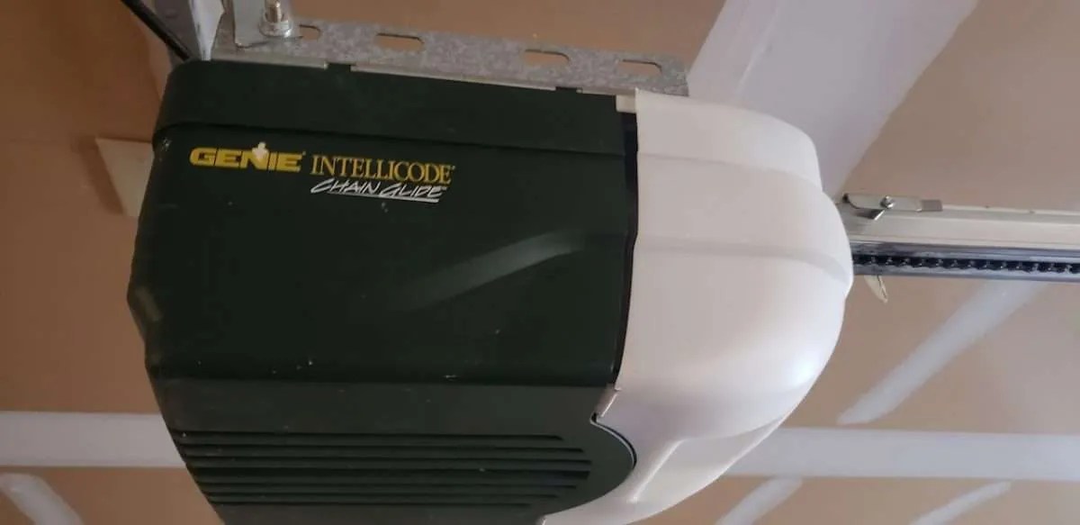 Common Problems with Genie and Overhead Door Garage Door Openers