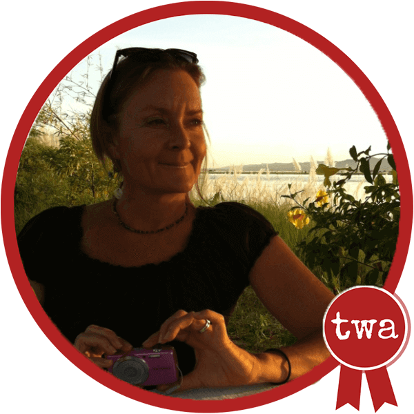 Kim Roberts circle The Working Artist Learning Site