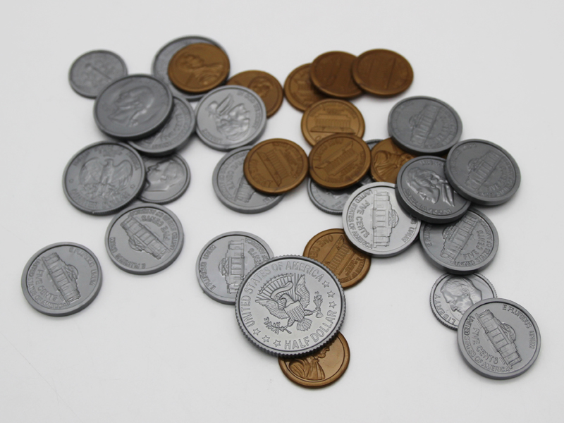 » PLASTIC MANIPULATIVE COINS
