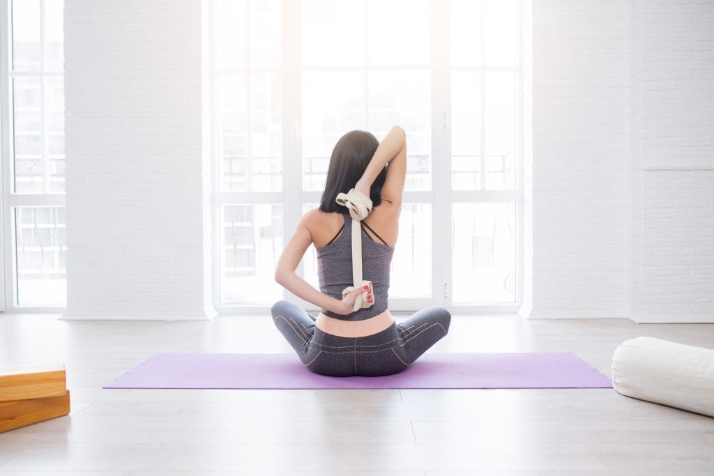 5 Best Yoga Straps For Better Stretching Exercises(2021 Buying Guide