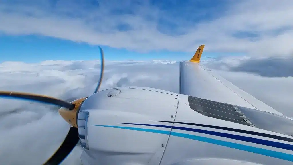 Instrument Flight Rules vs Visual Flight Rules What is the Difference?