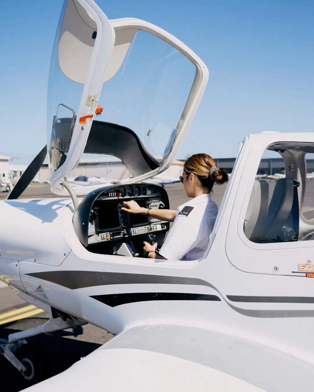 Effective Communication in Aviation Language and Phraseology