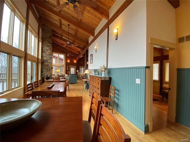 Recover Best sober living facility for men in Saint Louis, MO.