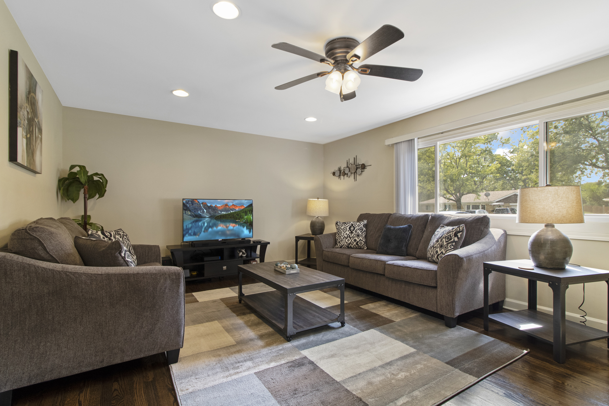 Des Plaines FHS Rental ShortTerm House Rental Illinois