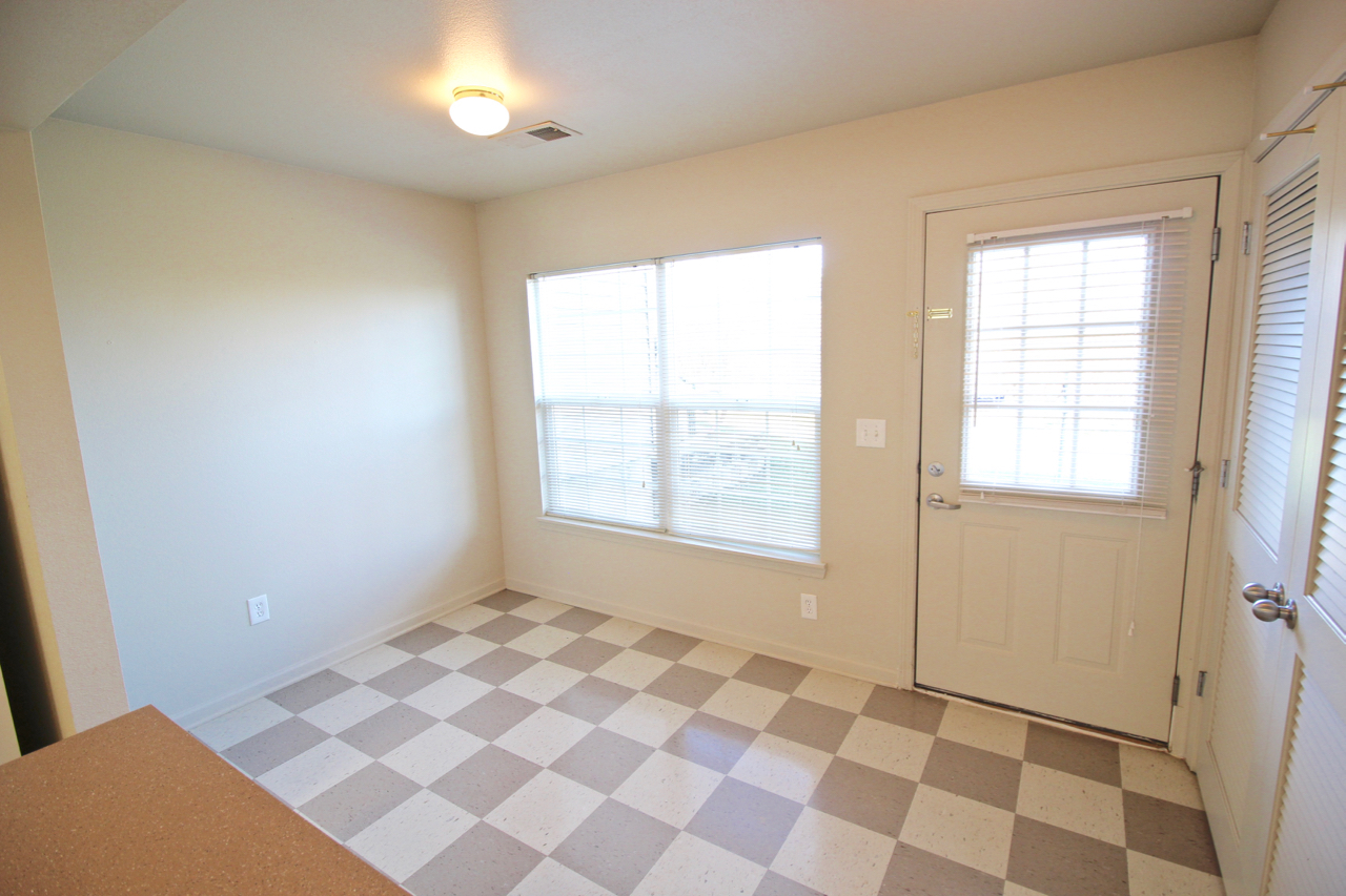 Willow Glen Apartments and Townhomes