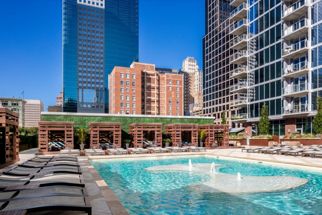 The Coolest Apartment Rooftops in Kansas City LeasingKC