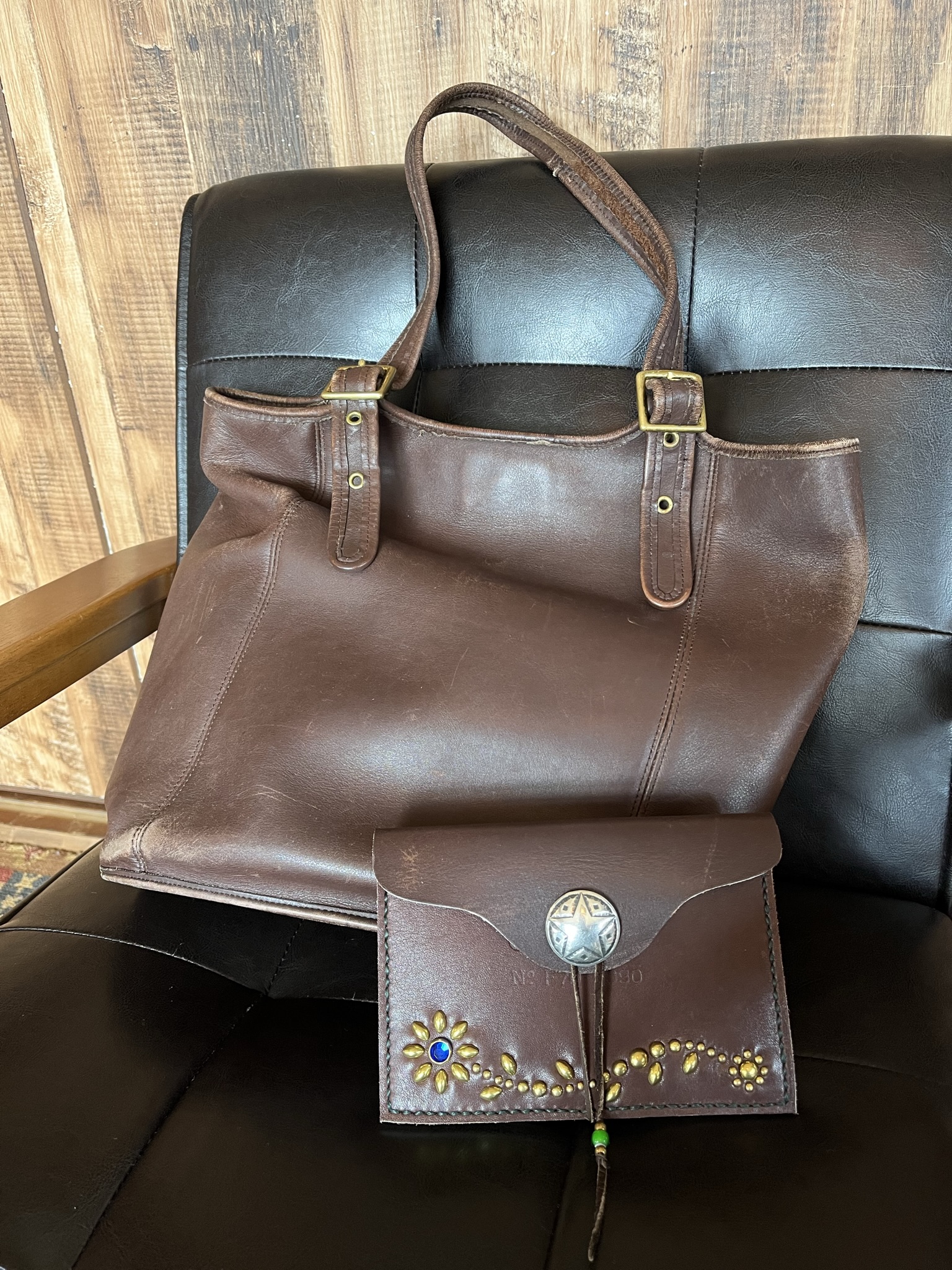 レターケース Leathercraft ZUNI official blog