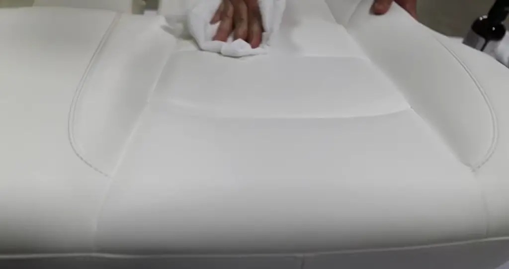 How to Clean Vegan Leather? LeatherProfy