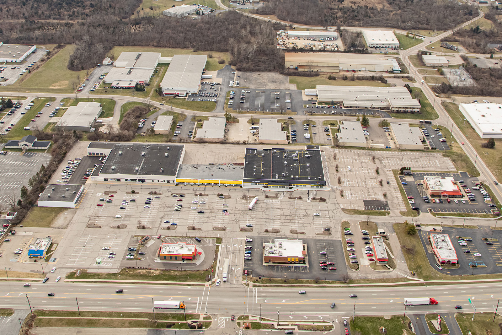 Midway Plaza The Leathery Company Retail, Commercial Space