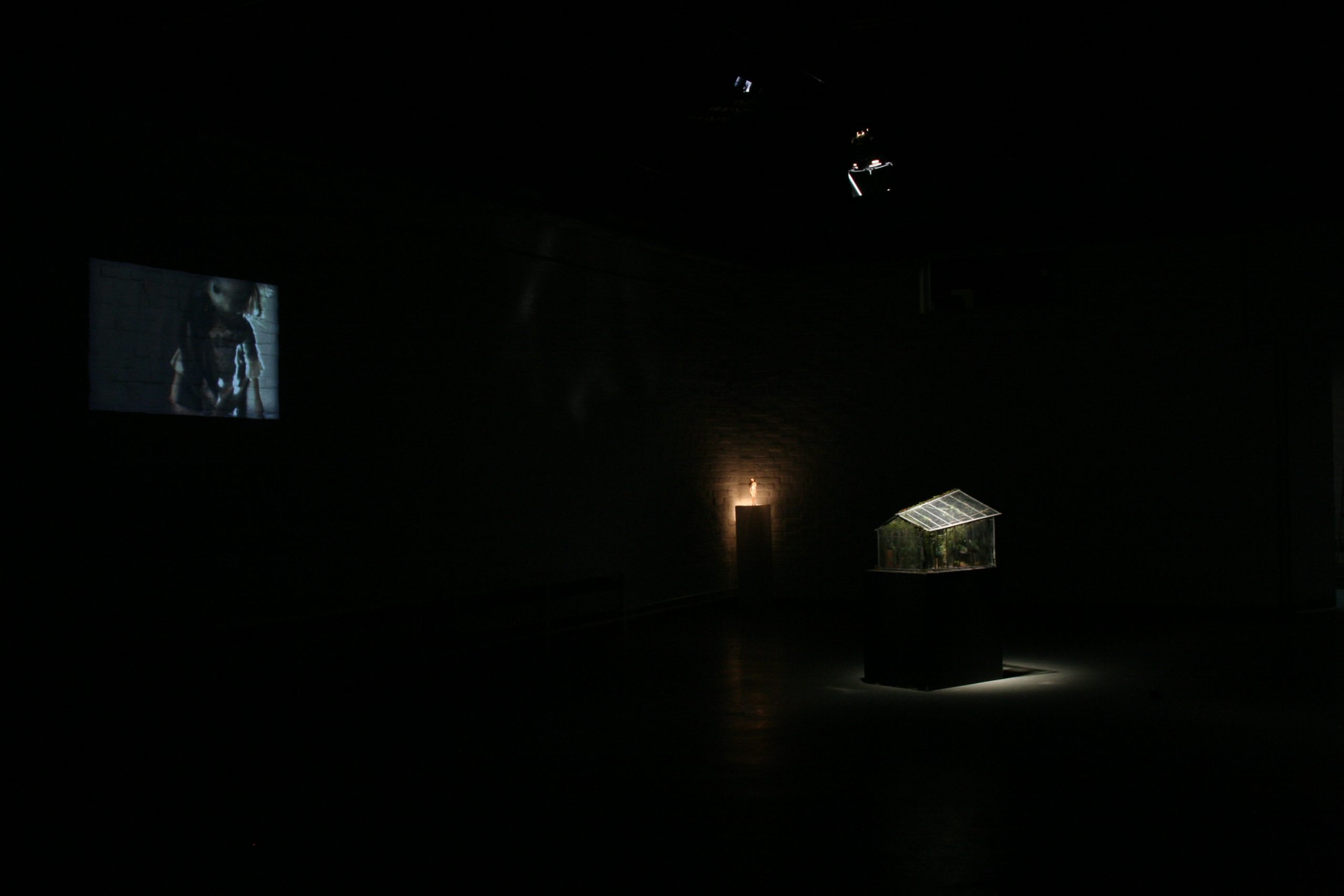 Splendid Isolation Lea Vidakovic