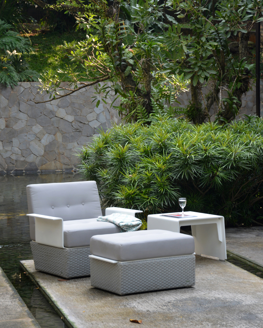 Vaud Upholstered Loungers & Sofa Lebello Outdoor Furniture