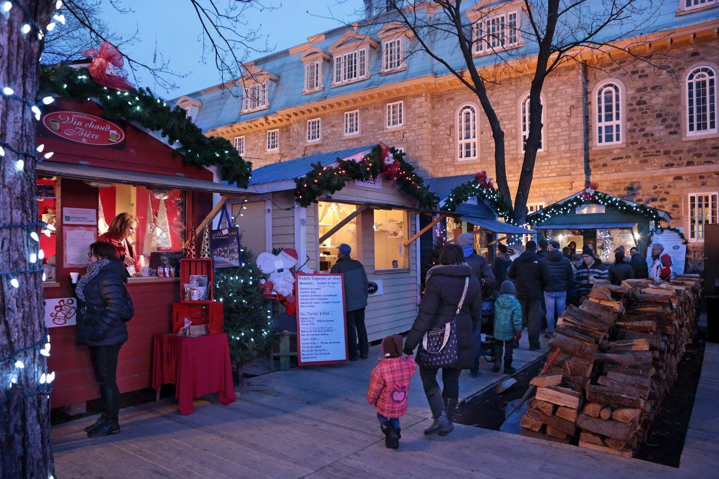 Pourquoi il faut absolument visiter le marché de Noël de l’Assomption! Le Cahier