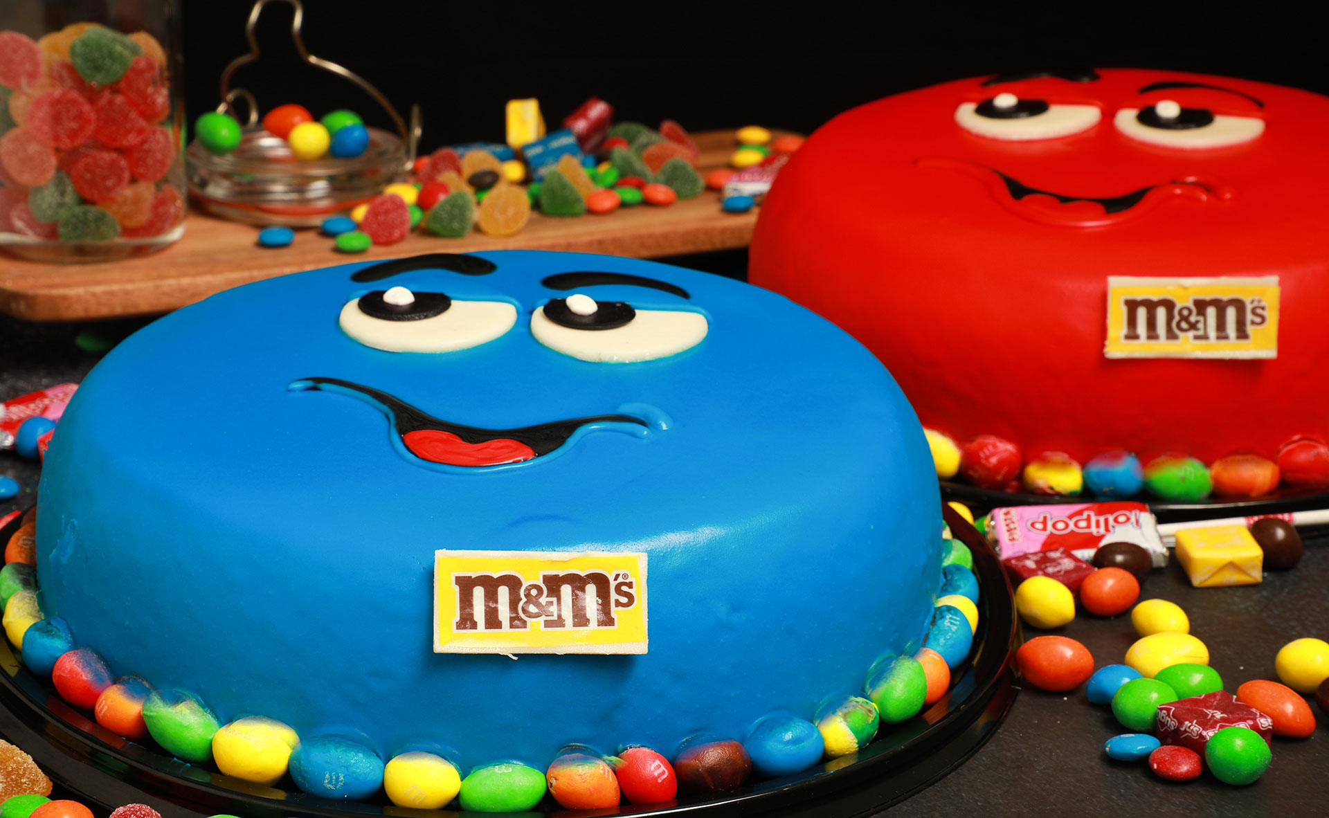 Pastel de M&Ms Pastelería Lecaroz