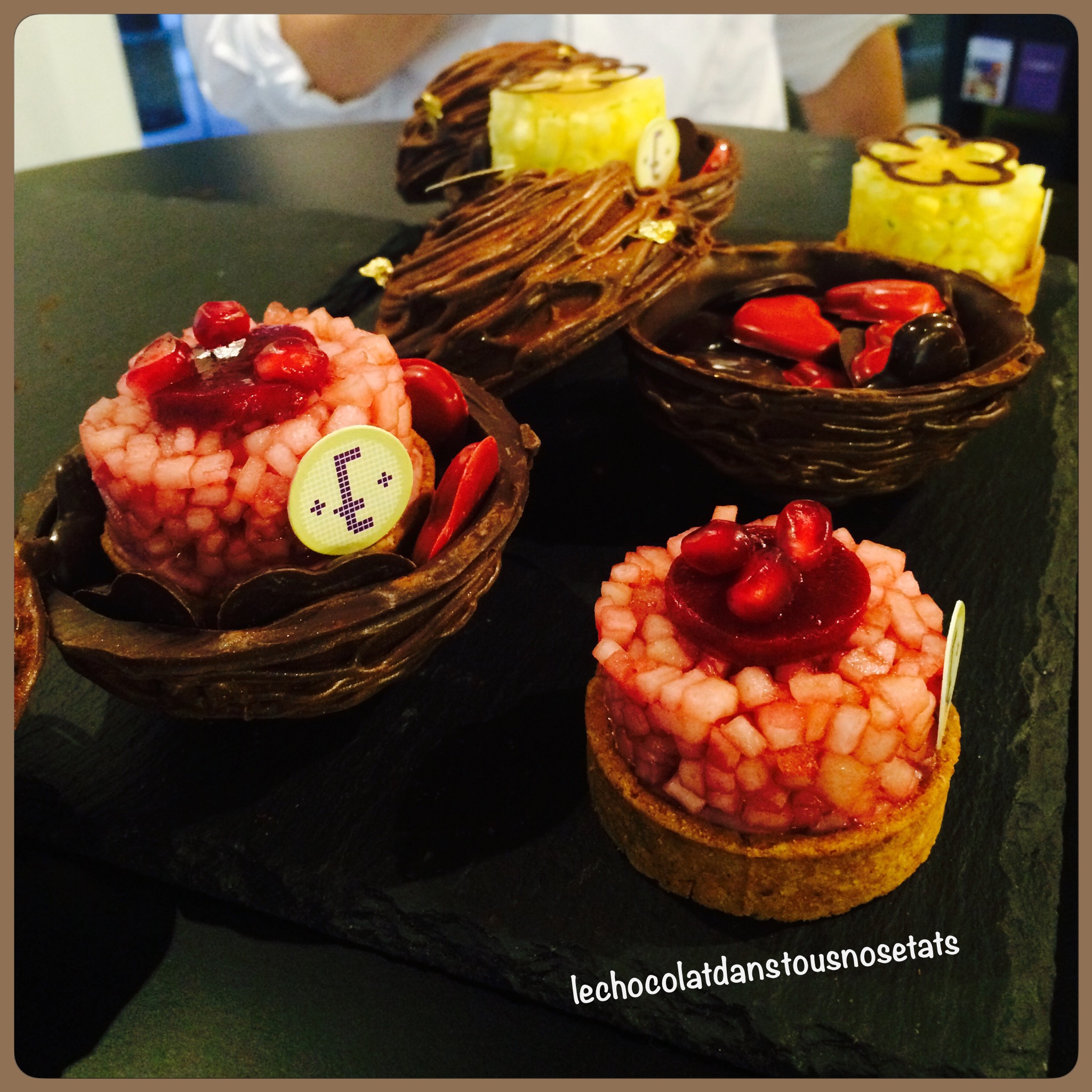 Les nids d’amour, Pâtisserie EUGENE, Paris Le Chocolat dans tous nos