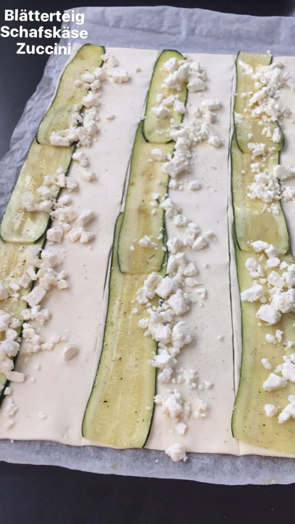 Zucchini Blätterteig Rosen leckermachtsüchtig
