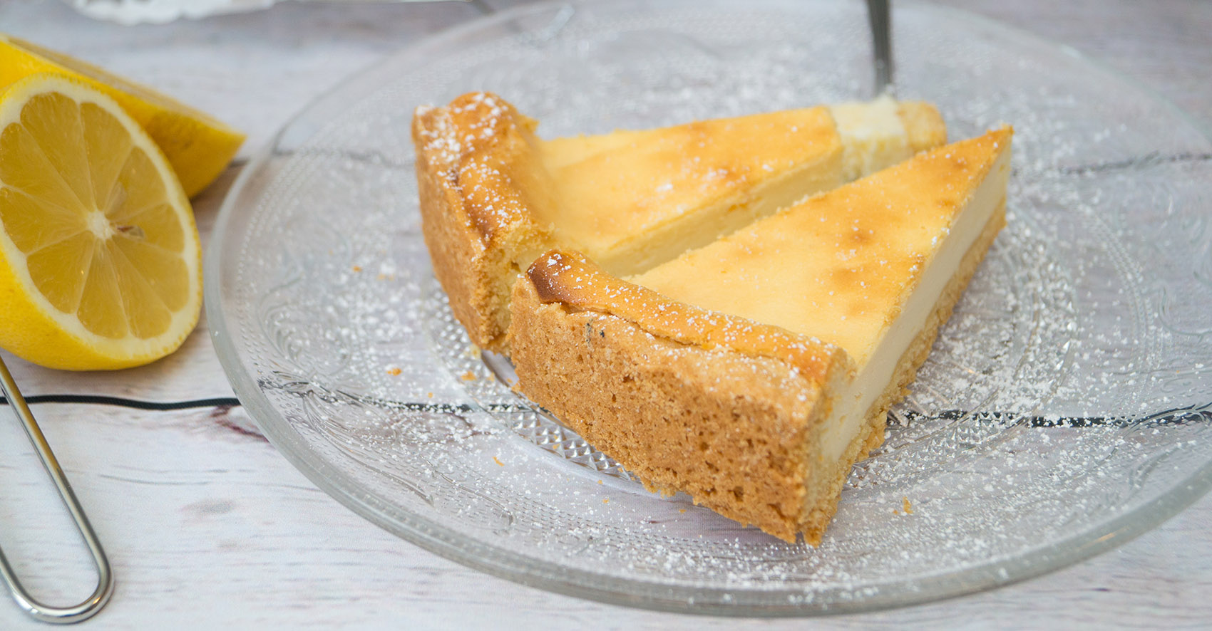Käsekuchen Klassisch mit Boden Leckergebacken