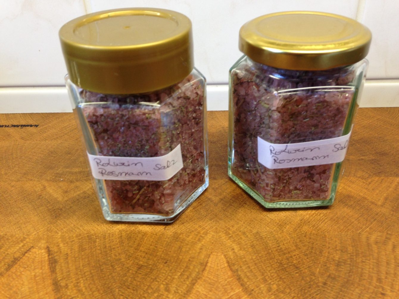 Rotwein Rosmarin Salz selbst gemacht - Leckerlife