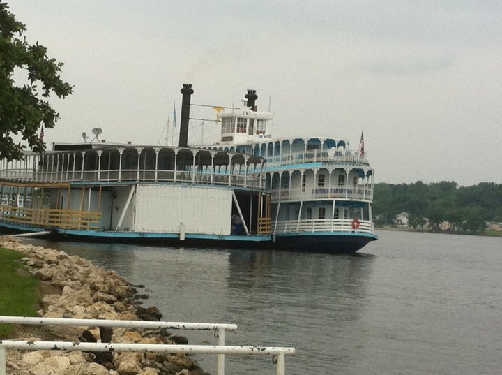 LeClaire Roofing Roofing Services in LeClaire, Iowa