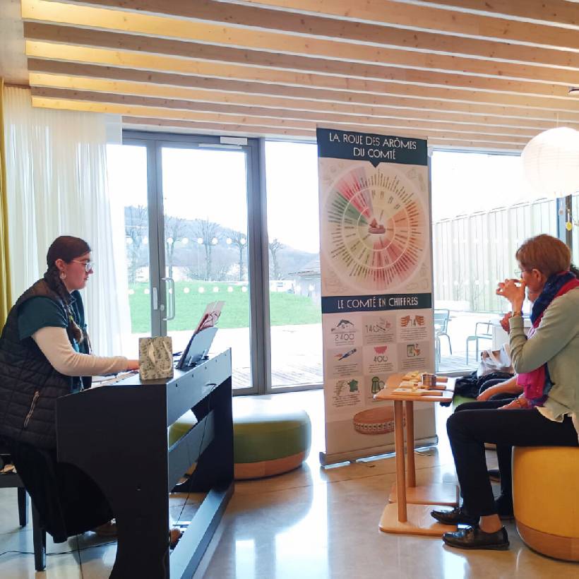 LES ACCORDS DU COMTÉ, VISITE EN MUSIQUE Poligny Maison du Comté