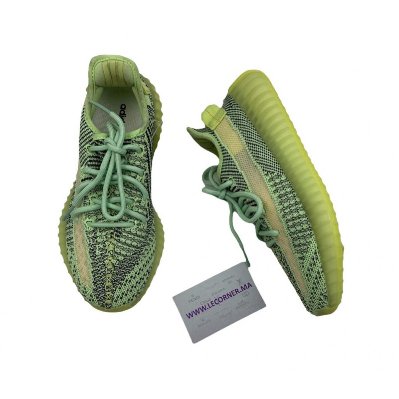 Basket Yeezy Le Corner dépôt vente de luxe