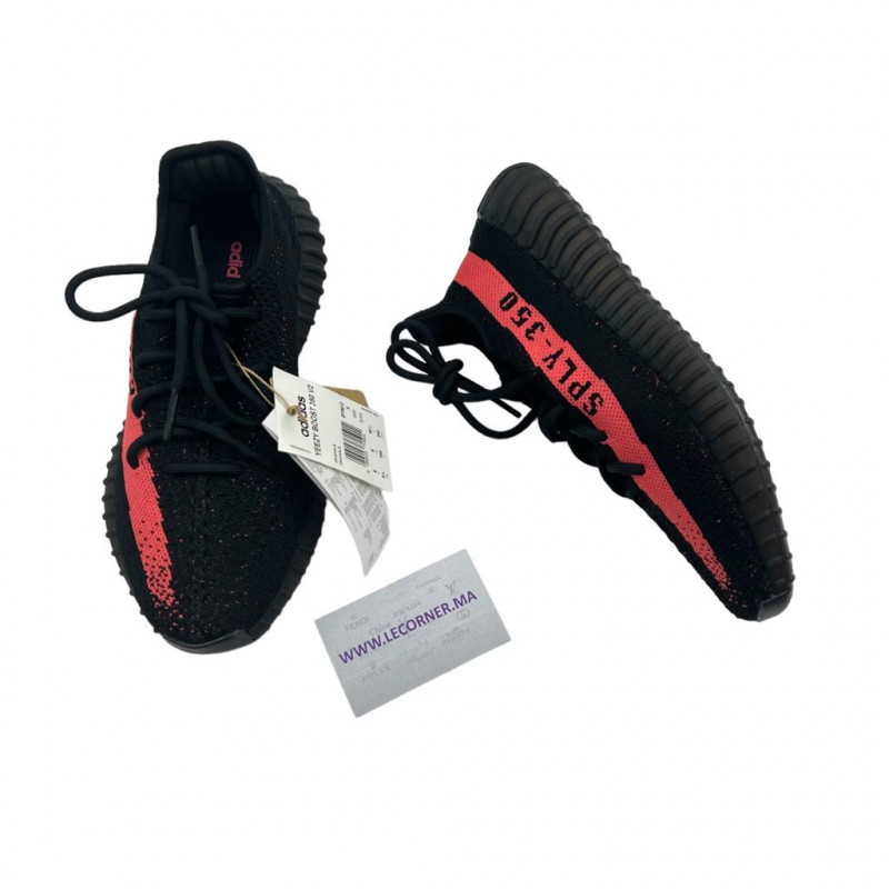 Basket Yeezy Le Corner dépôt vente de luxe