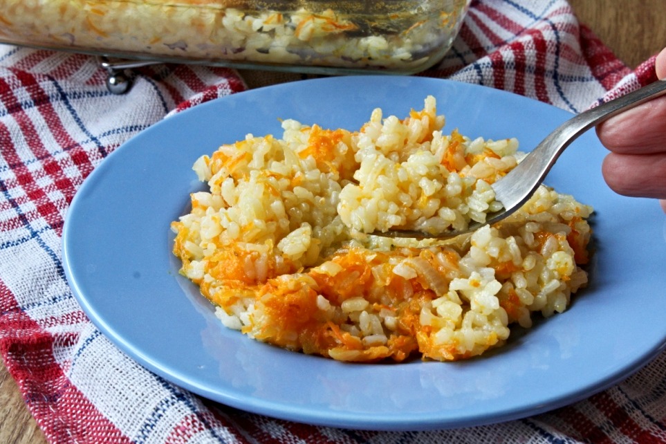 Pilaf DE POST simplu, gătit la cuptor, ca la bunica Lecturi si Arome