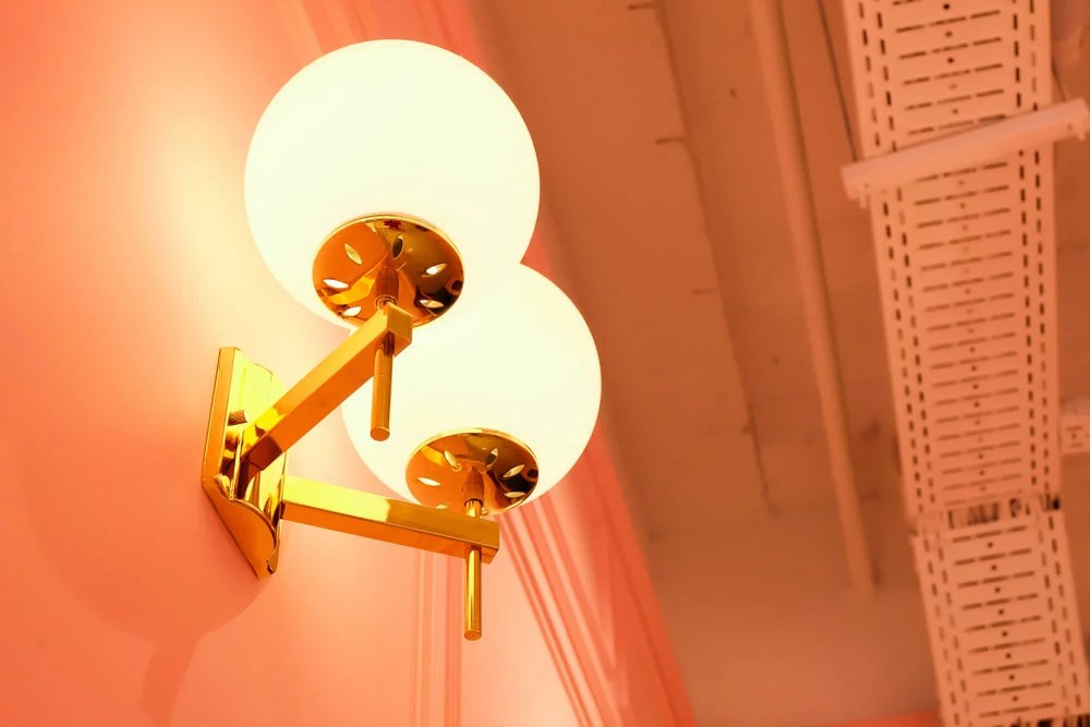 Totally Enclosed Luminaires Sealed Lighting Fixtures for Indoor and