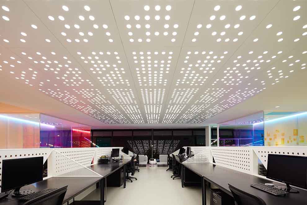 Office Lighting Ideas [6 Top Tips & Inspiration to Improve Productivity