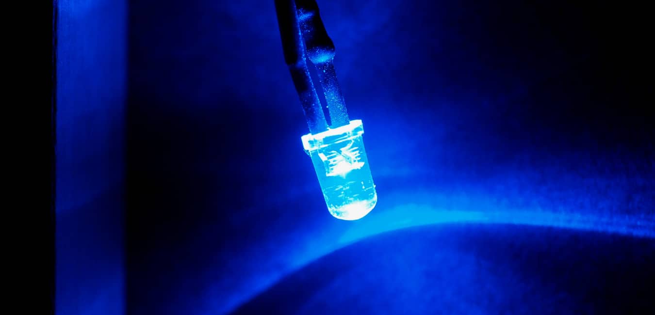 Do Blue Led Lights Attract Bugs?