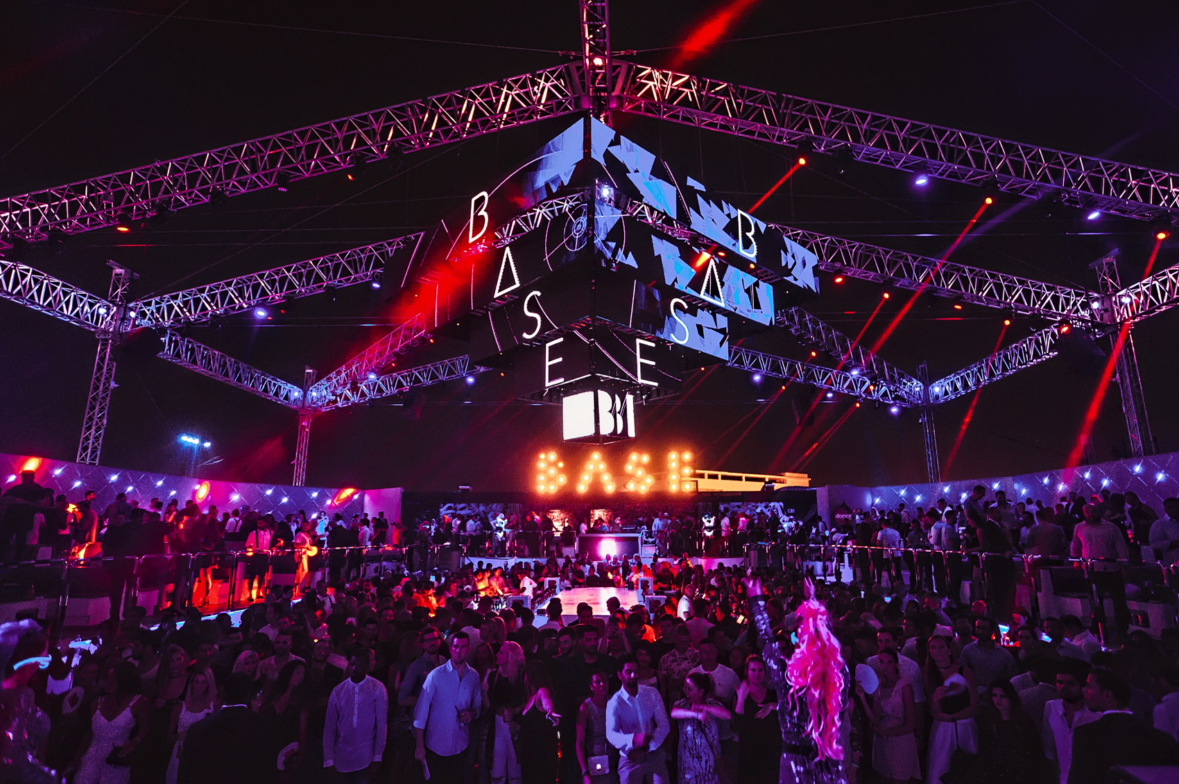 Base, Dubai LEDSCONTROL