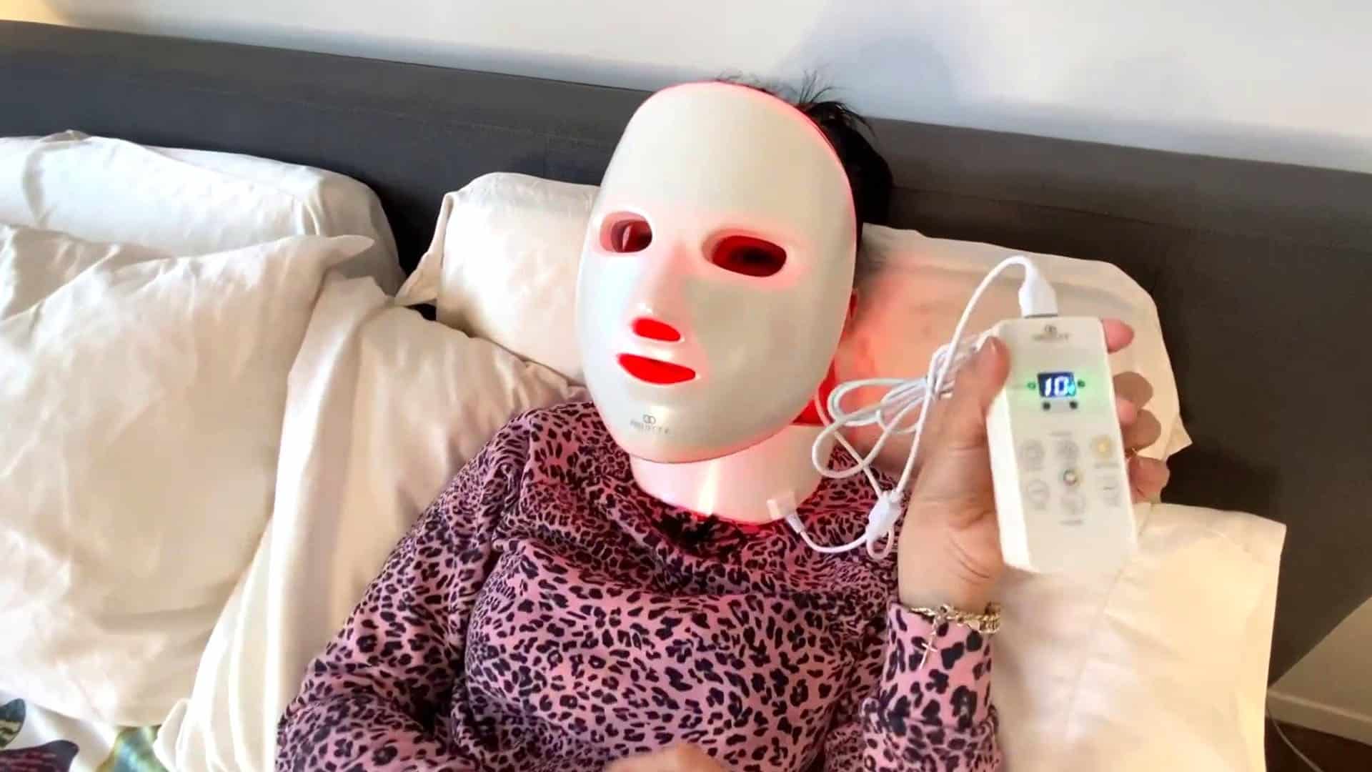 How To Use LED Face Mask LED Skin Solutions